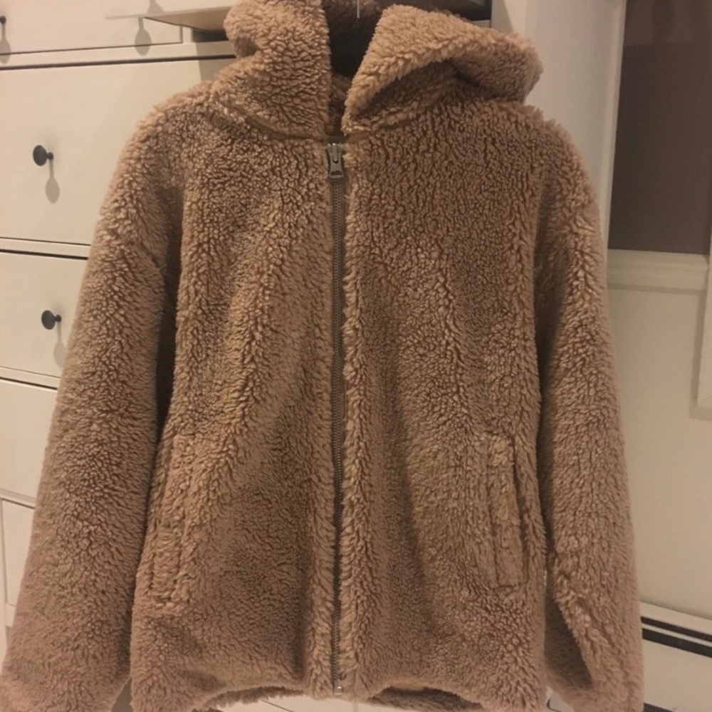 aritzia teddy jacket 🧸